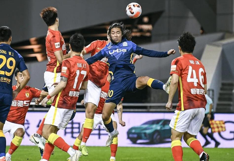 中超足协重罚完整视频,遭足协罚款2万并通报批评