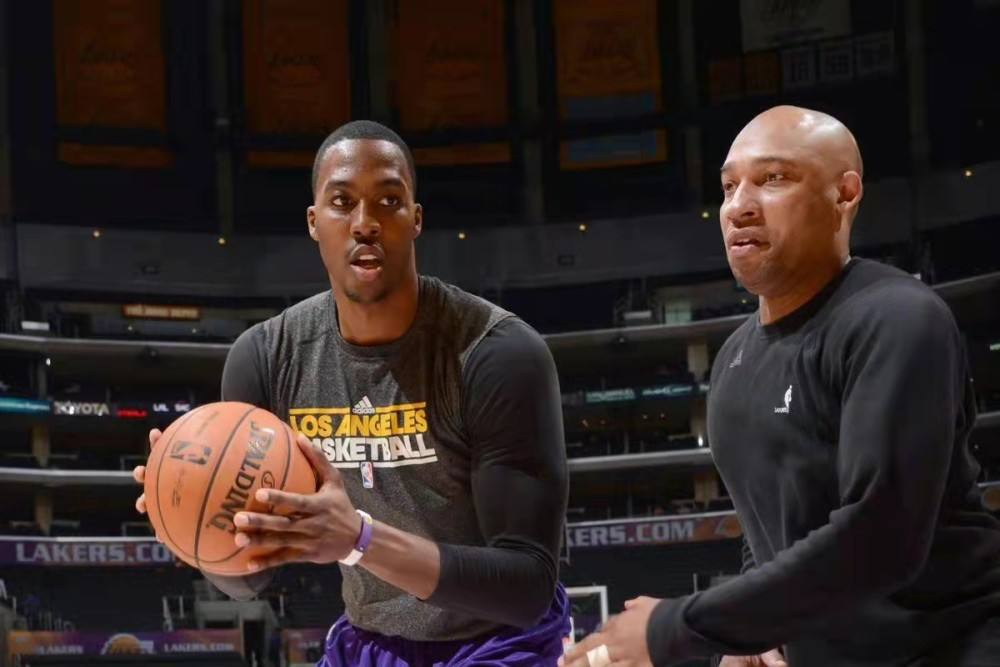 湖人哈姆上一任教练是谁,湖人主帅哈姆谈下赛季