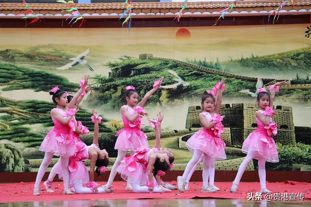 开学花式迎新,广西南宁市花式开学