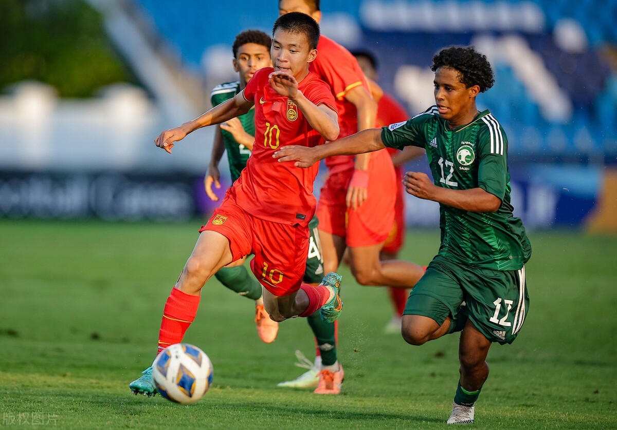 中国男足40强前四场比赛结果,中国男足0-1负于韩国