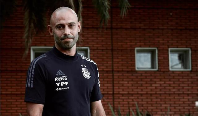 切尔西1.2亿欧签恩佐,1.21亿欧签下恩佐