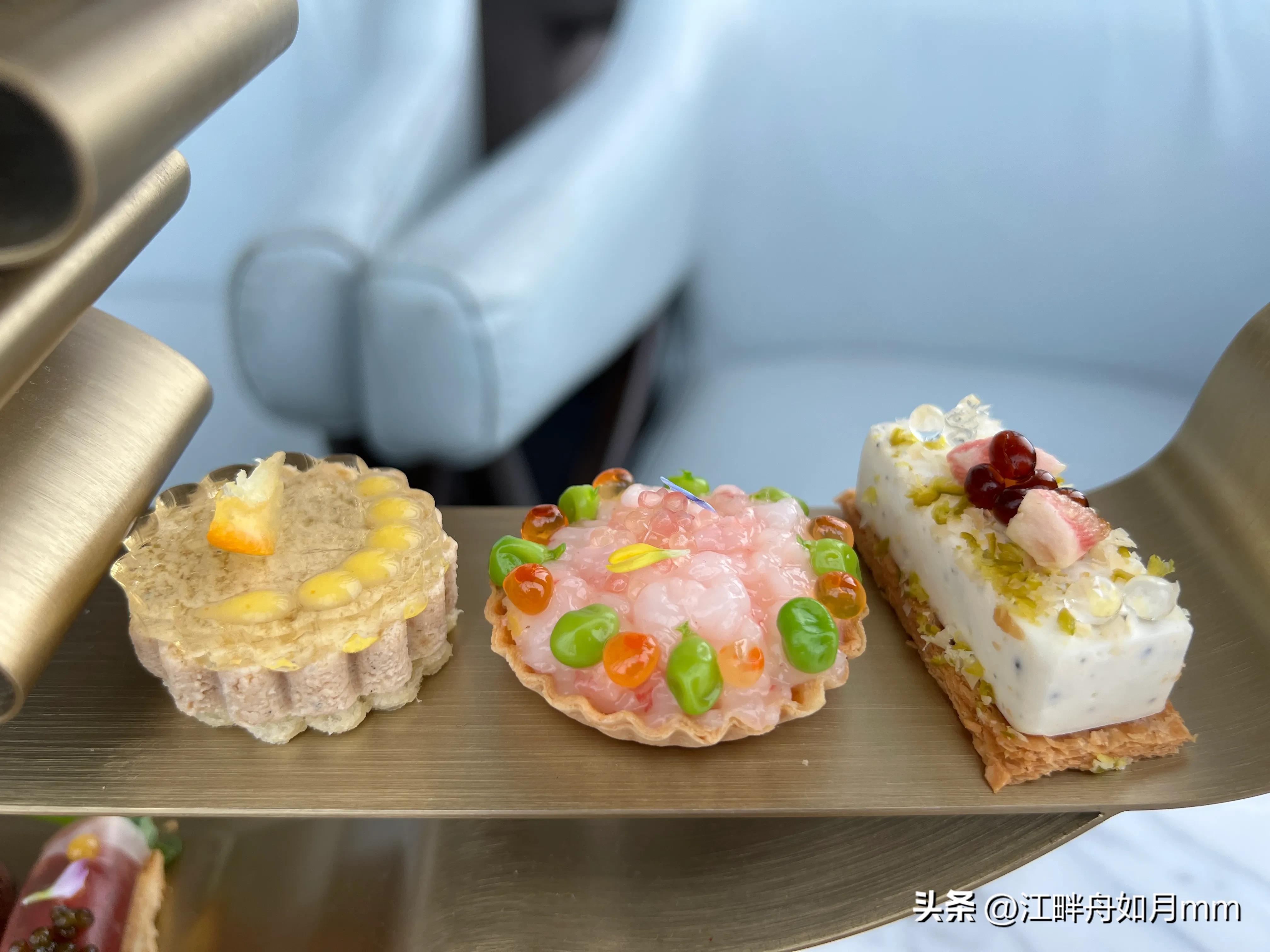 计划没有变化快，我妈突然腰腿疼、头晕不能翻身，29号中午住院了