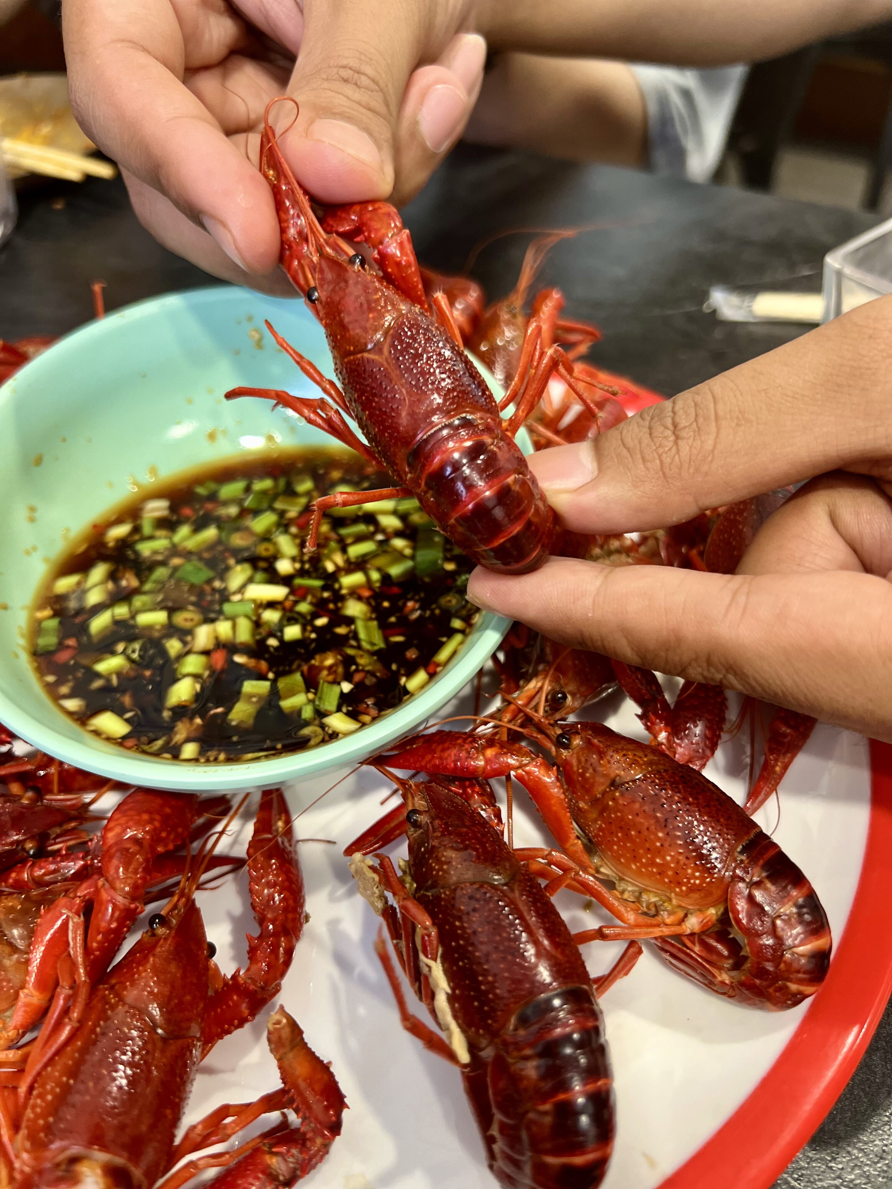 昆明西山区吃小龙虾推荐,昆明小龙虾好吃推荐