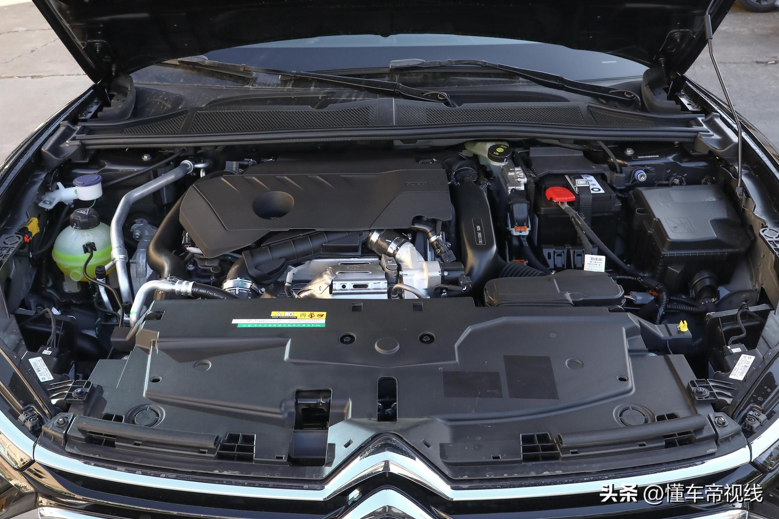 东风雪铁龙凡尔赛c5x成新爆款,东风雪铁龙凡尔赛c5x混动落地