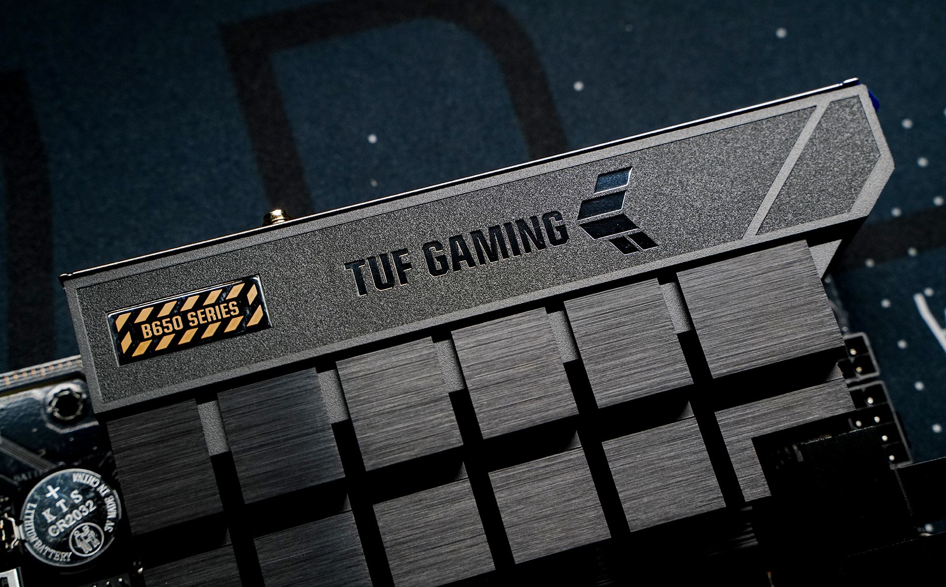 AMD非X锐龙7000最佳座驾华硕TUFGAMINGB650M-PLUSWIFI重炮手