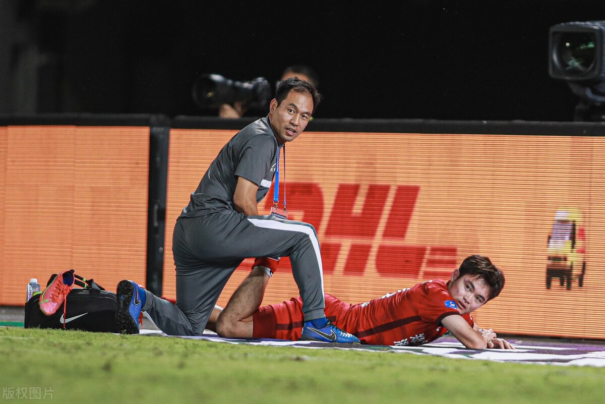 哈维尔执教河南建业,托马斯穆勒一人一城