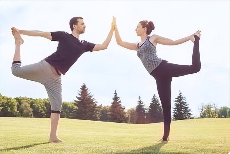 每天金鸡独立多久可以改善,每天练金鸡独立有啥功效禁忌