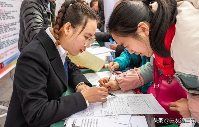 农村出现贫困原因有哪些,农民发展存在的问题
