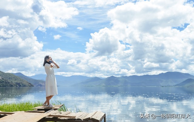 鑰佸叕鍜岄椇铚滄儏浜鸿妭鏁呬簨,濂抽偦灞呯殑鎯呮劅鏁呬簨