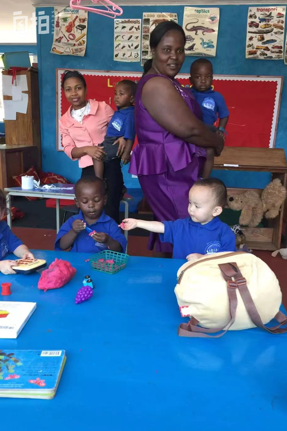 我,80后,和丈夫在非洲15年,只赚钱不花钱,想回国却很难