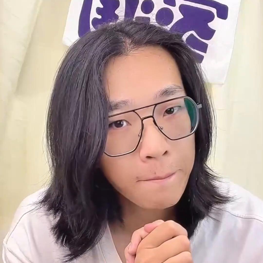 猫咪呕吐淡黄色液体,猫咪拉稀呕吐怎么办