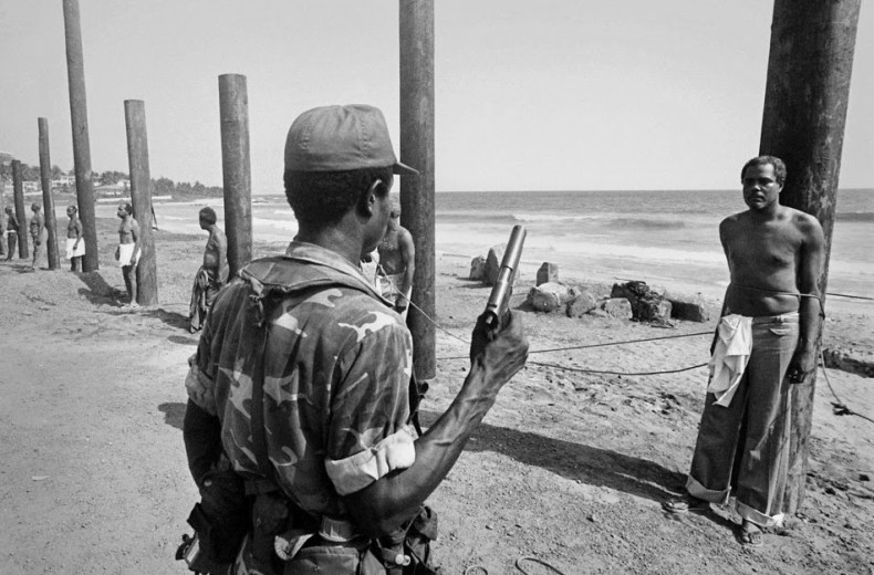 利比里亚前总统多伊怎么被处死的,被宫刑的利比里亚前总统多伊