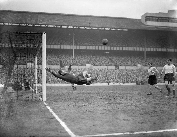 足坛奇葩故事仰卧撑,足坛奇葩故事