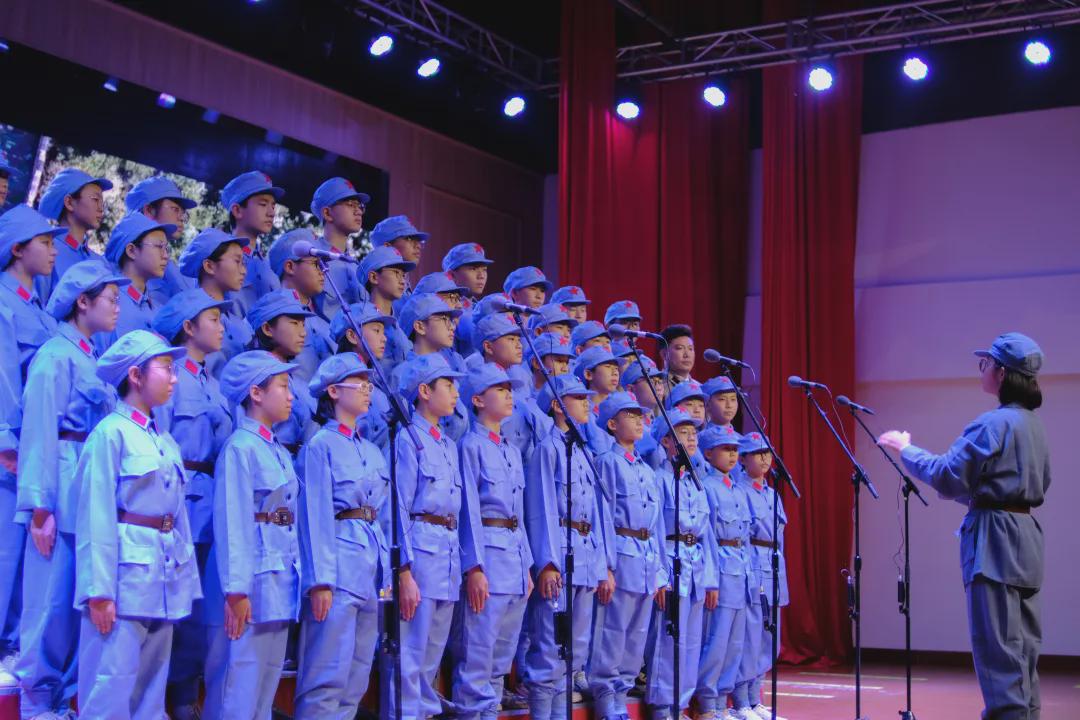 求贤若渴广纳英才,求贤若渴