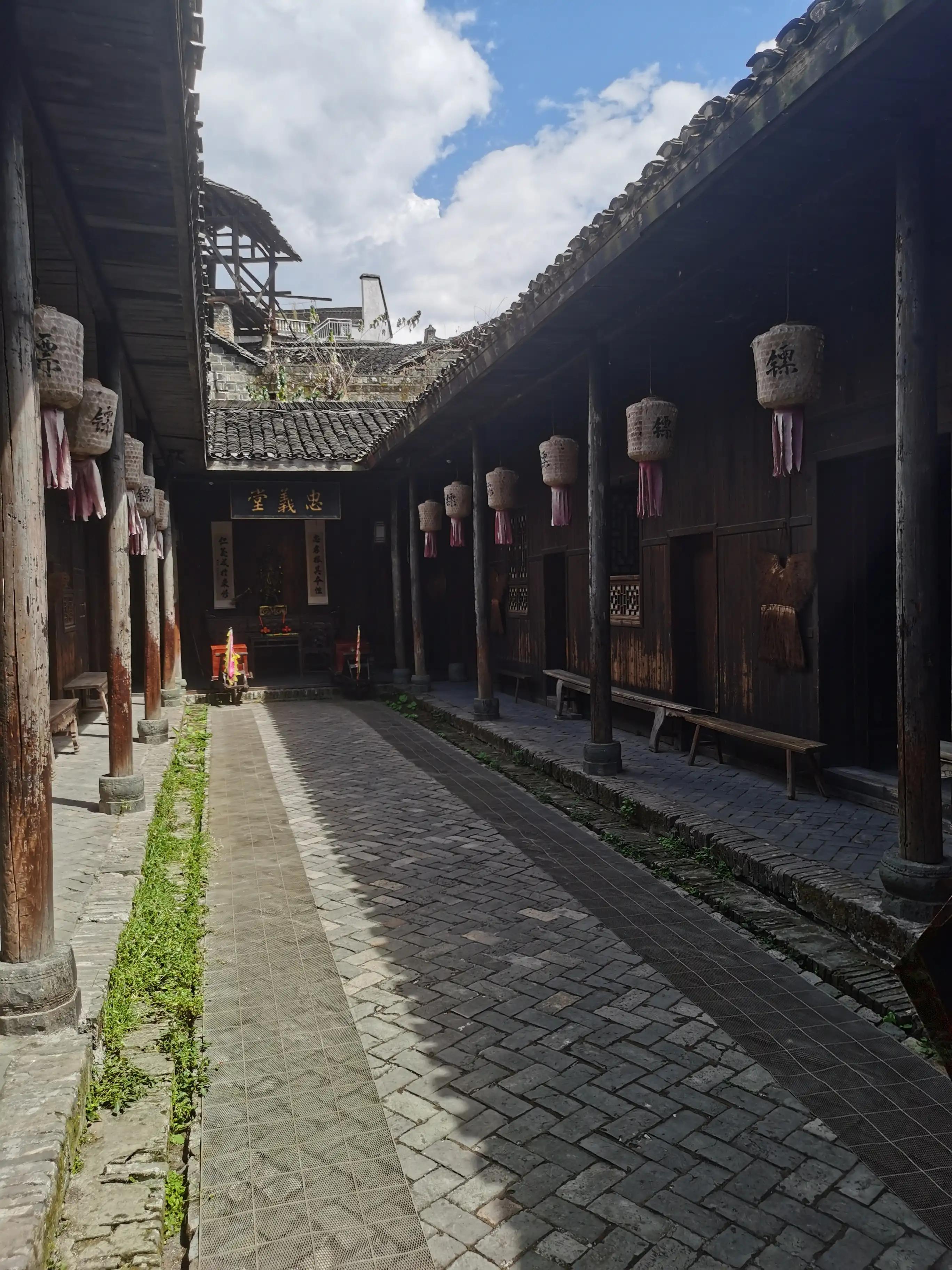 游洪江古商城感想,游洪江古城