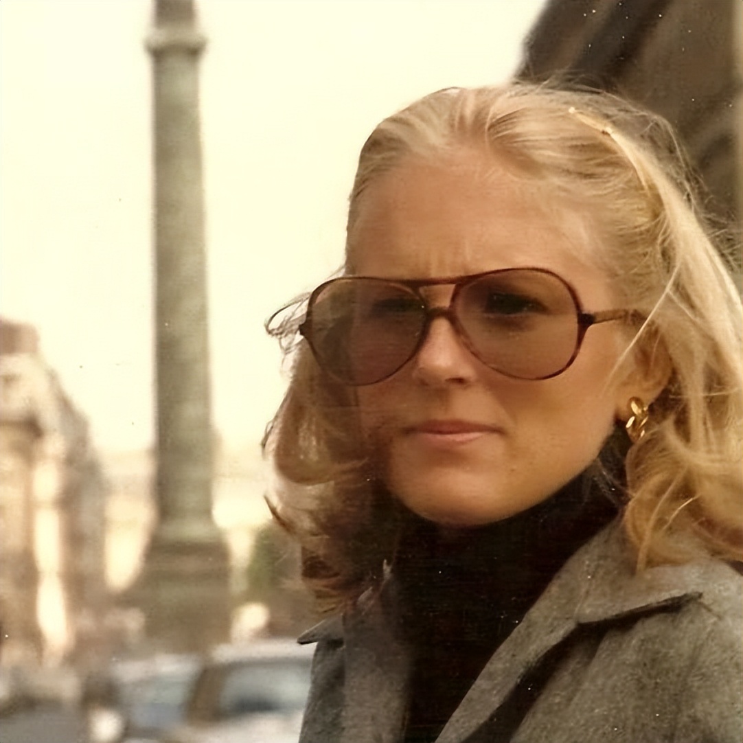 勇猛夫人吉尔：年近70还敢正面刚壮汉，只为守护她的瞌睡登