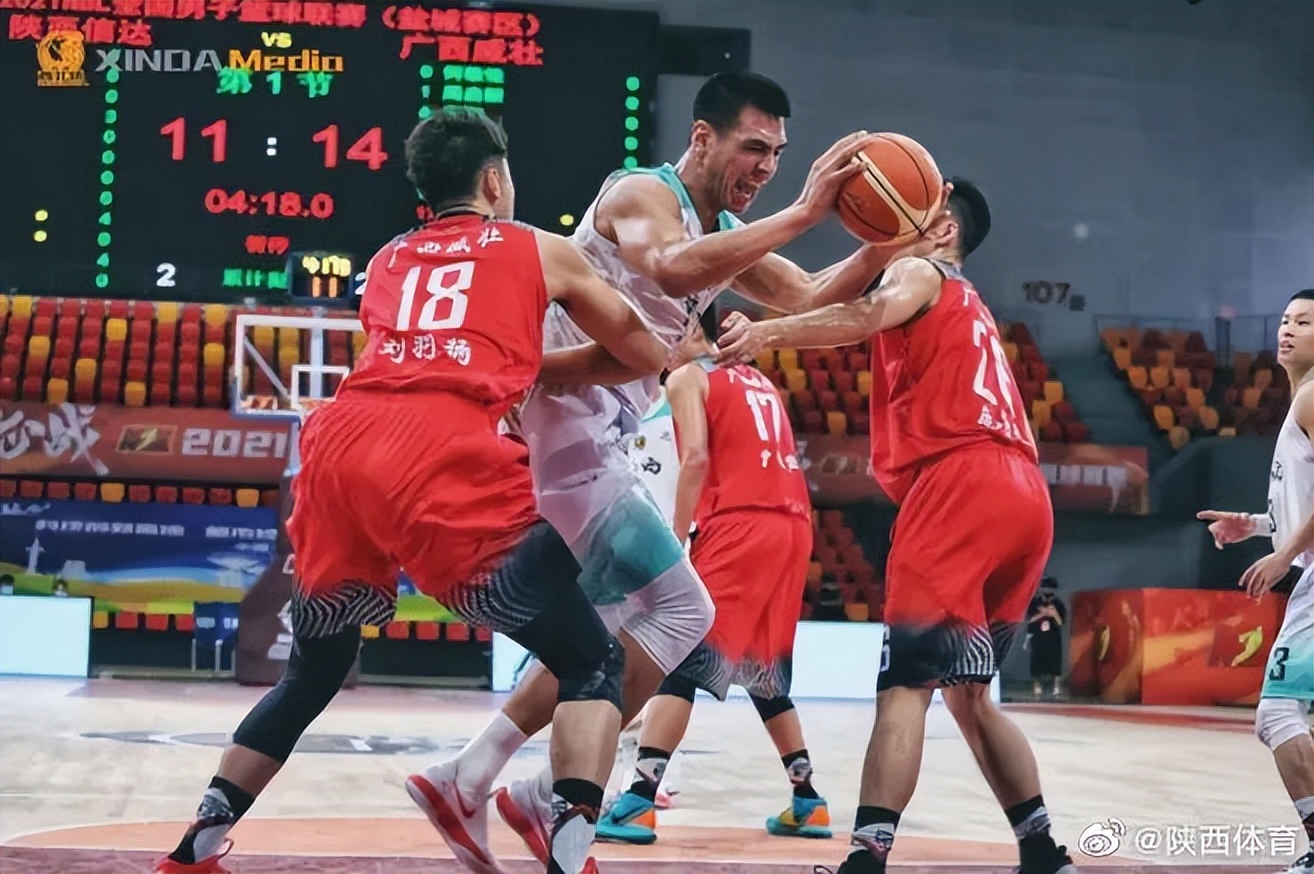 前职业选手爆料多家俱乐部打假赛,前职业选手打主播赛