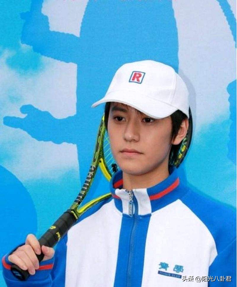 6位吃恋情“红利”的男星，恩爱时春风得意，分手后事业明显下滑