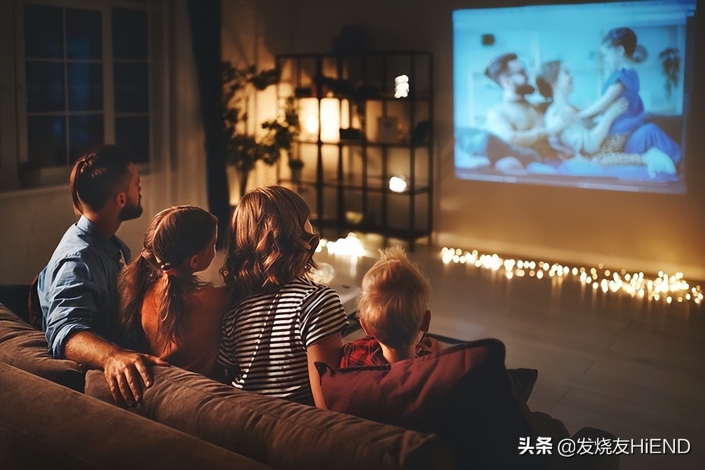 投影仪也成了“大聪明”！记住七个避坑指南，大荧幕也能玩电竞
