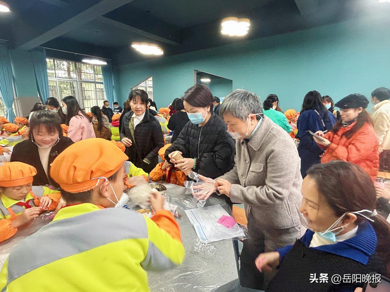 岳阳楼区枫树小学劳动实践记录,劳动观摩课教研活动总结