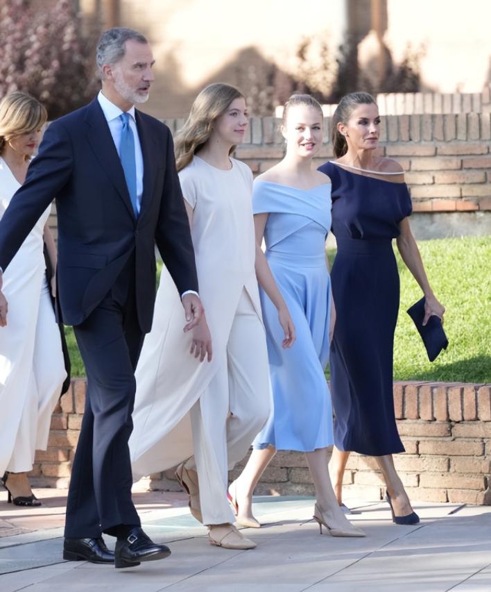 苏菲亚公主凉鞋,索菲亚公主十六岁