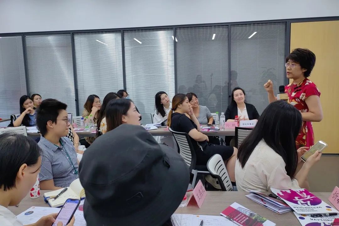 探索无限可能的“她”——孕育乐享女大学生创业沙龙活动火热举行