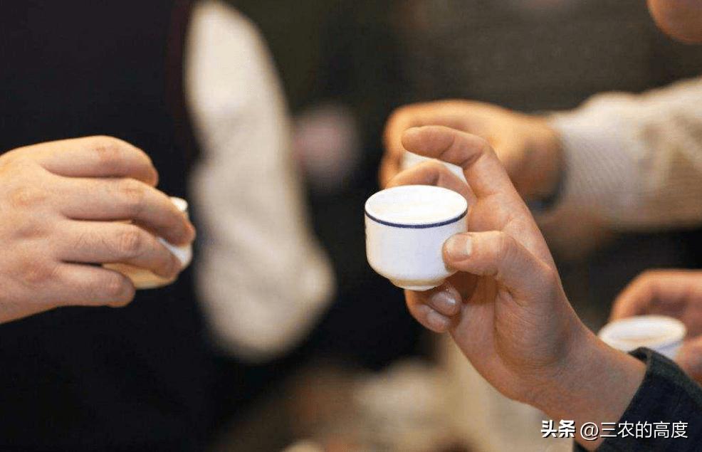 河南人喝酒规矩有哪些,跟河南人喝酒一定要牢记3个规矩