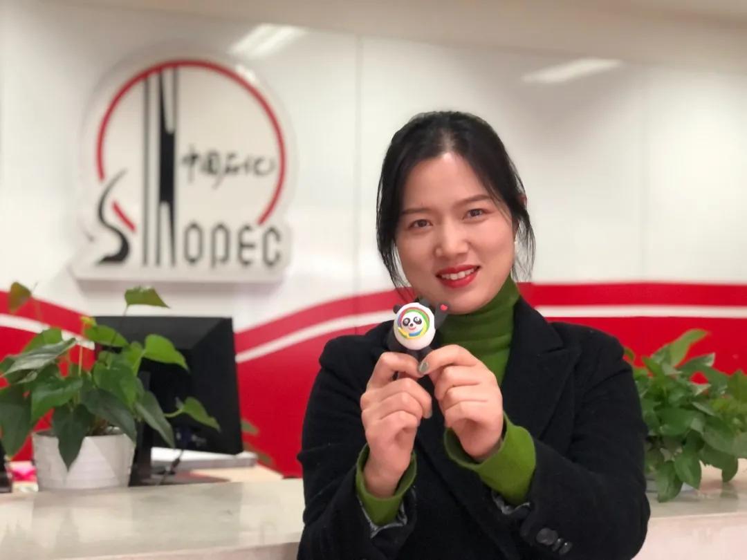 孩子拿着所有压岁钱都买不到“冰墩墩”，结果