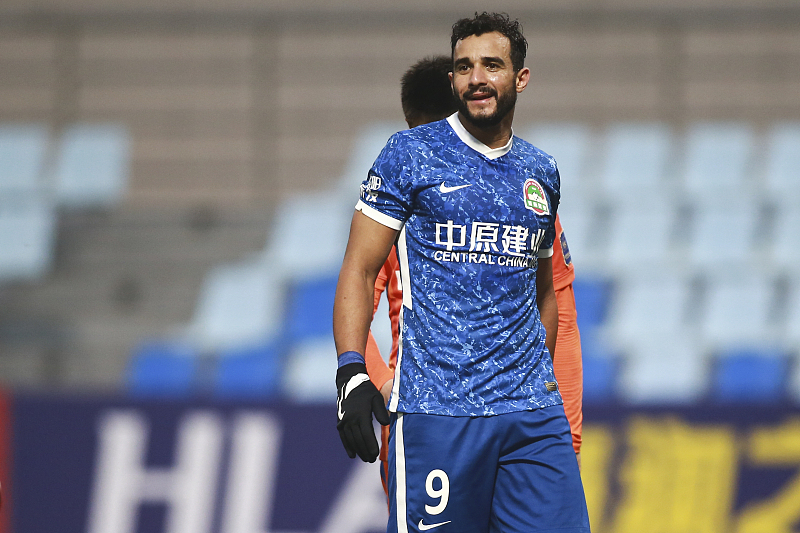 中国足协宣布中超四外援,中国足协给鲁能遭遇三次争议判罚