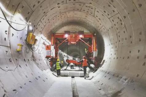 美版知乎：中国人这么聪明，9个月就能建3条地铁，为什么还要上学