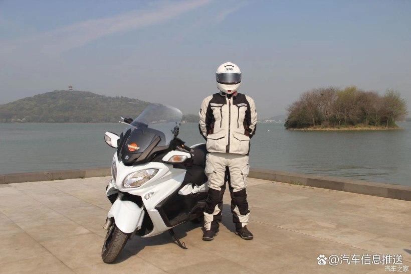 骑行必备的10件装备,新手入门要买什么骑行装备