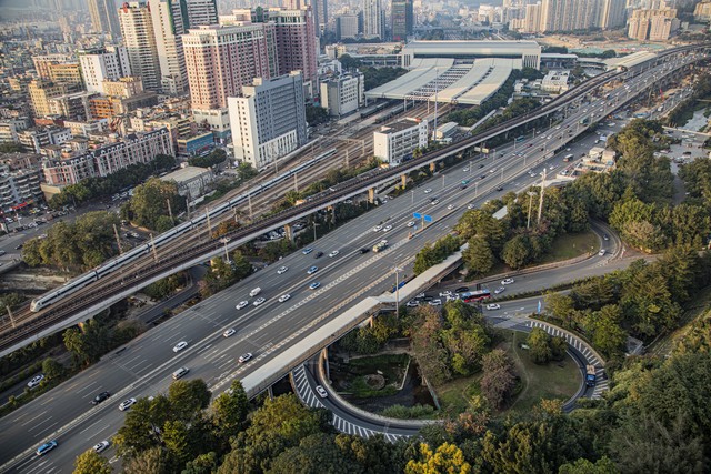 我，湖南人，13年花了50万在深圳买下旧房，如今以600万卖掉