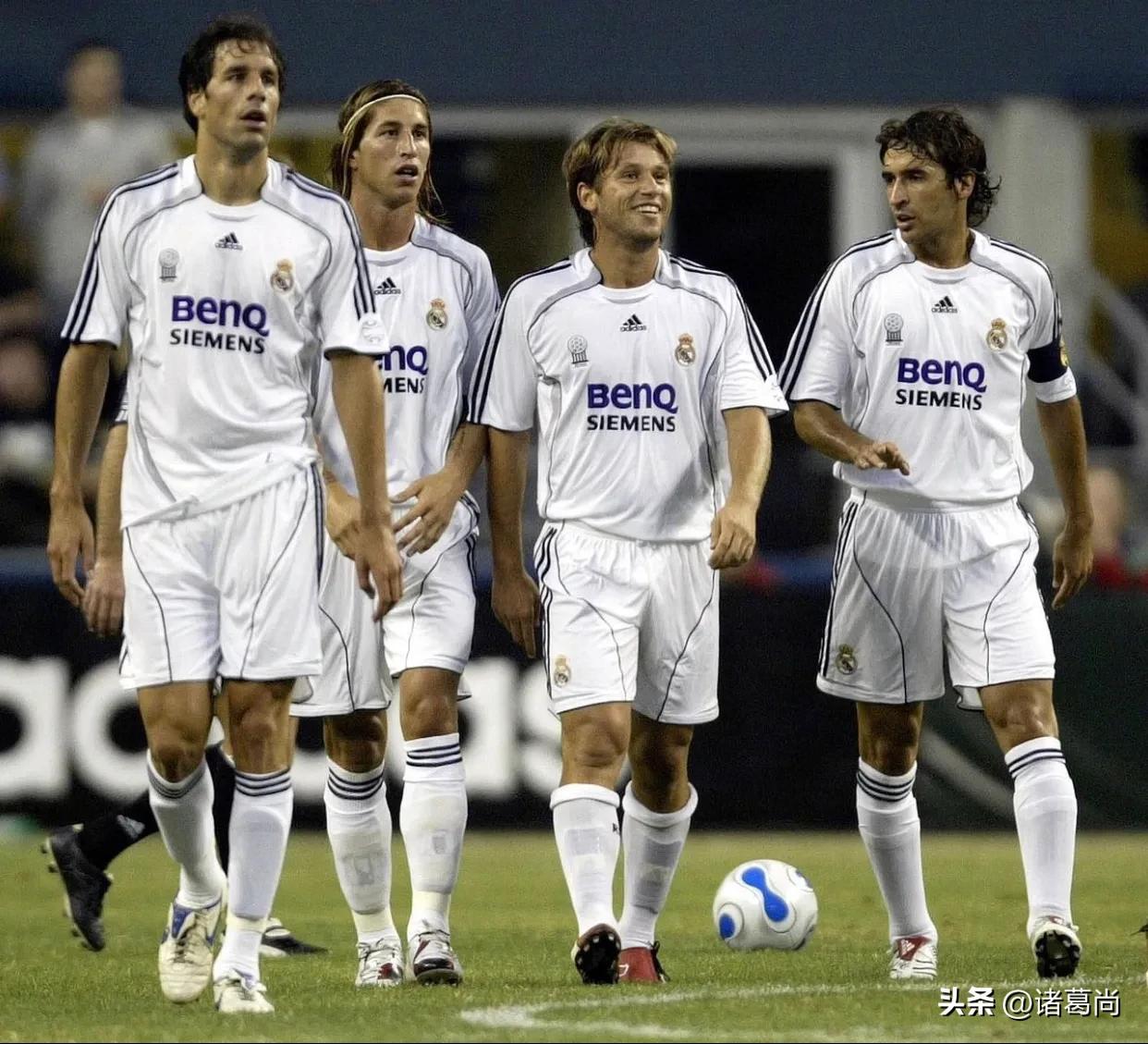 劳尔时期的皇家马德里阵容,翩翩少年衣服
