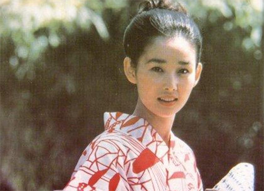 中野良子图文,中野良子冬季搭配