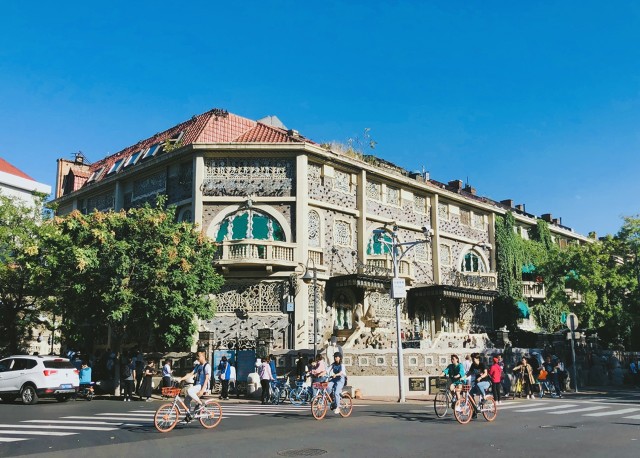 天津五大道和上海外滩,北京大前门和大栅栏