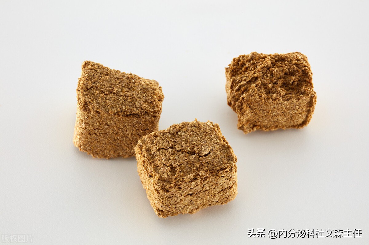 肠胃放屁臭便秘怎么调理,肚胀气便秘长期放屁吃什么中成药