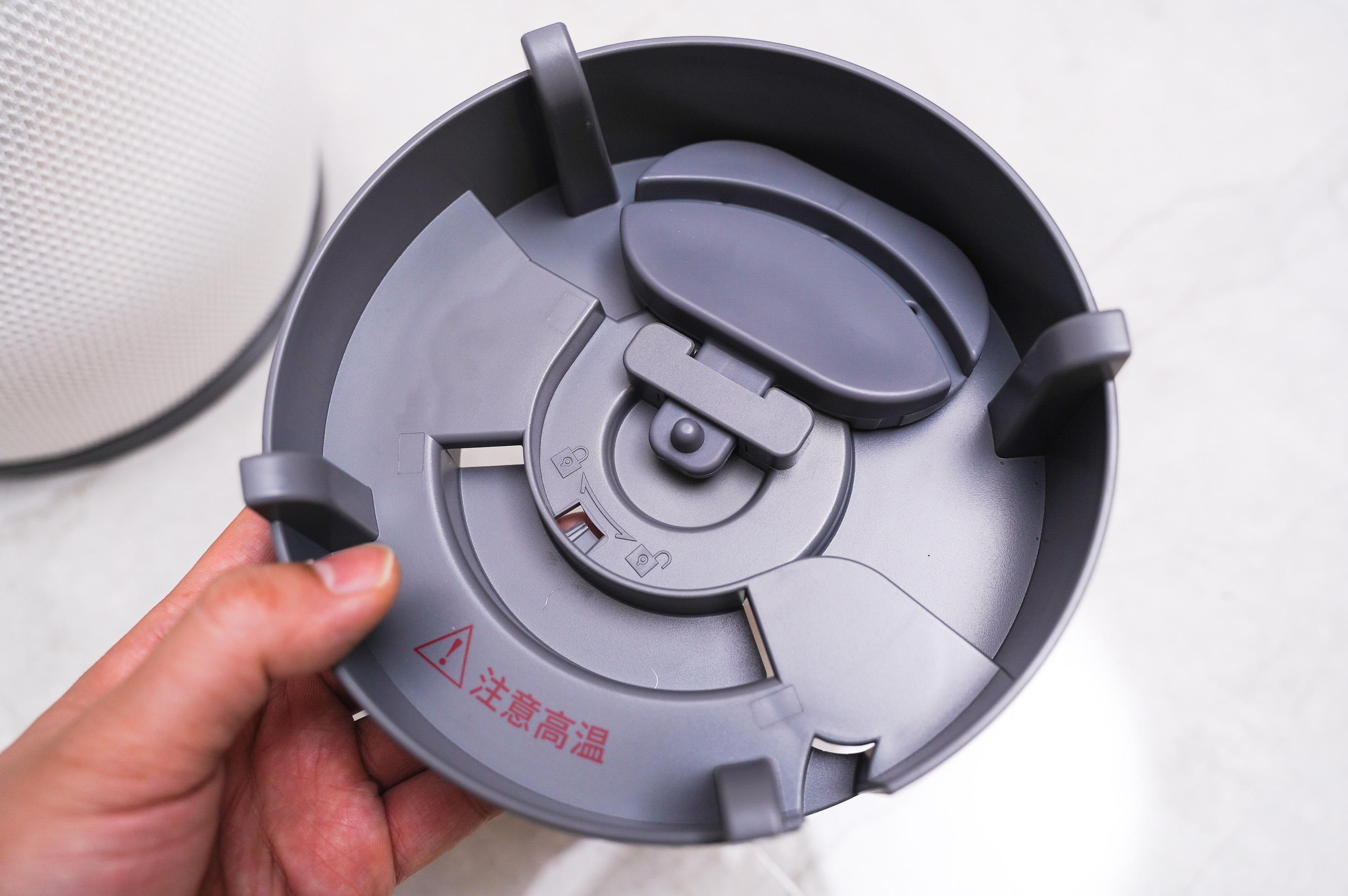 加湿净化全搞定，舒乐氏加湿器给你清洗过的空气味道