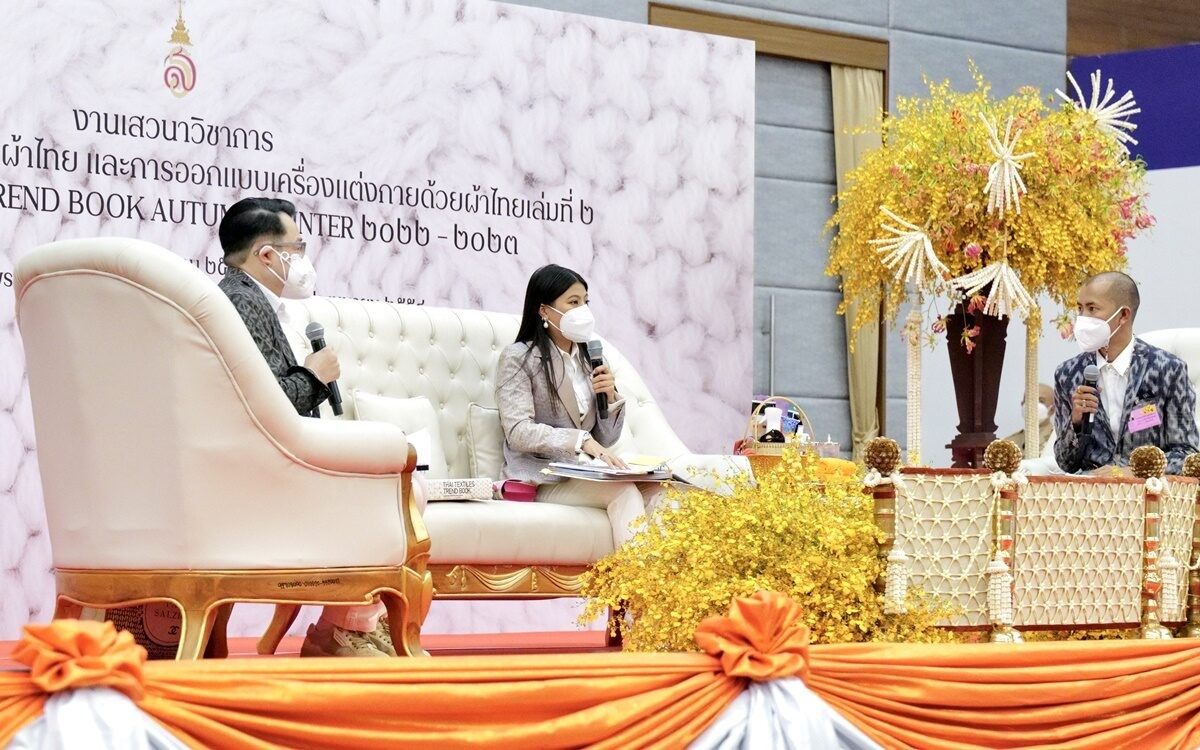 泰国神兽公主身材好辣！白衬衫裹身掩不住丰胸，可惜35岁仍是单身