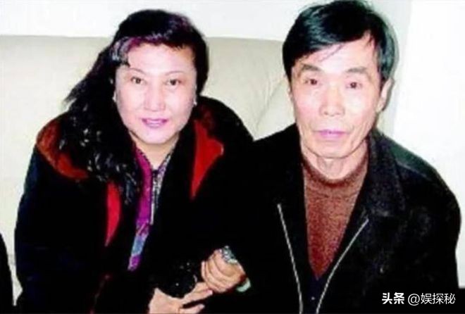 何庆魁的字画值钱吗,李甲忠和何庆魁谁的字画值钱