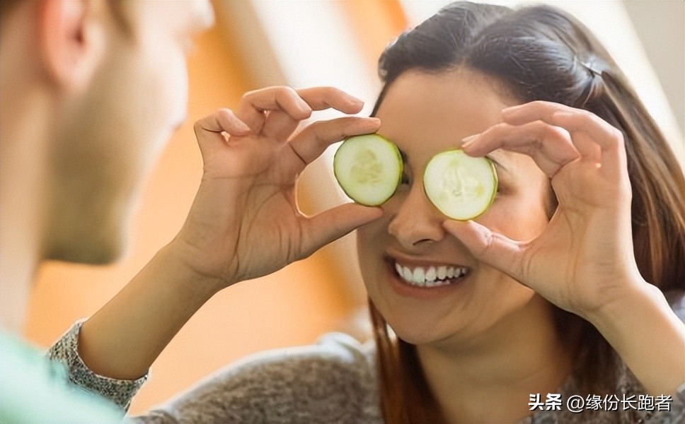 妻子有出轨的迹象该怎么办,发现妻子出轨最正确的解决办法