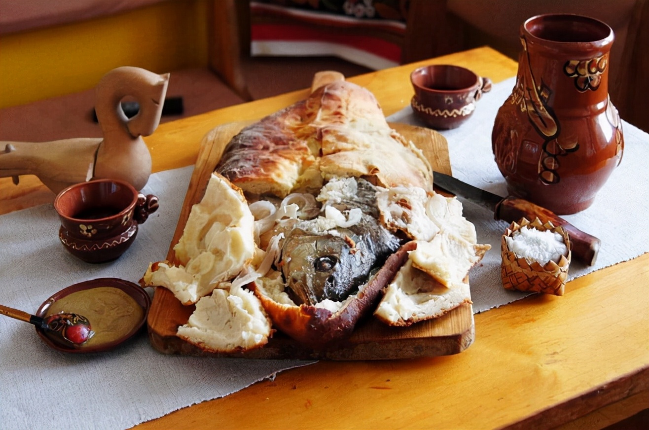 俄罗斯家庭一般吃什么,俄罗斯普通人每天的生活饮食习惯