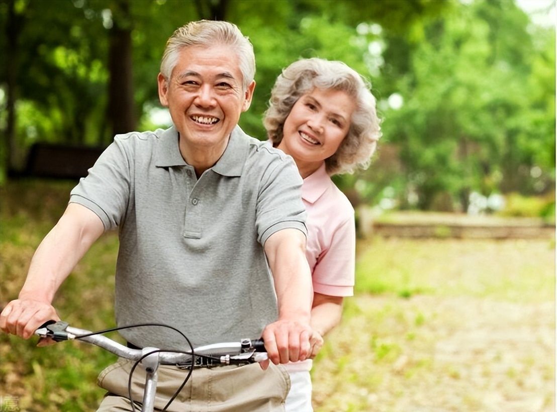 如何避免老了出现老人味,老年人身体的老人味消失了好吗