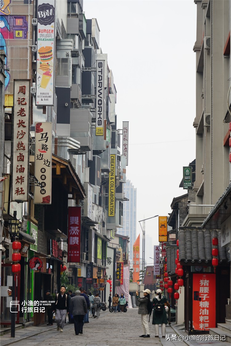 湖南长沙好玩好吃的地方,湖南长沙好吃好玩的地方的地址