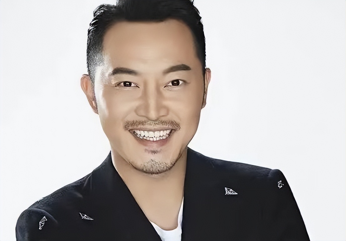 《炊事班的故事》20年演员大变样，主角逐渐沉寂配角一个比一个红