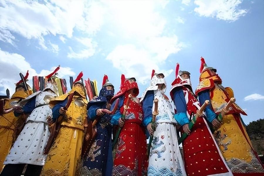 爱新觉罗是清朝皇帝独有的姓氏,清朝皇帝都是姓爱新觉罗吗