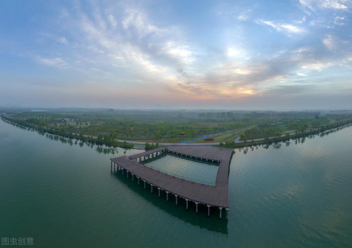 湿热下注前列腺炎该怎么治疗,湿热下注睾丸潮湿吃什么中成药
