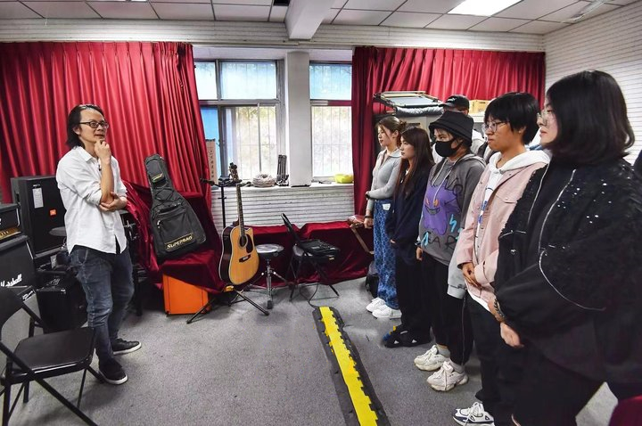 从爆红到无人问津的歌手,从火到无人问津的明星