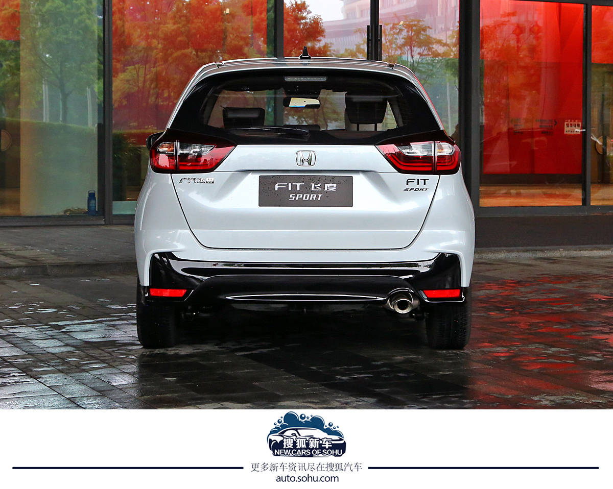 燃油车小车车,高性能燃油车的倔强试驾体验