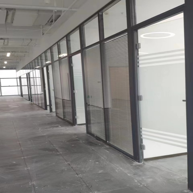 杭州办公室玻璃隔断带百叶,沈阳办公室双层百叶玻璃隔断厂家