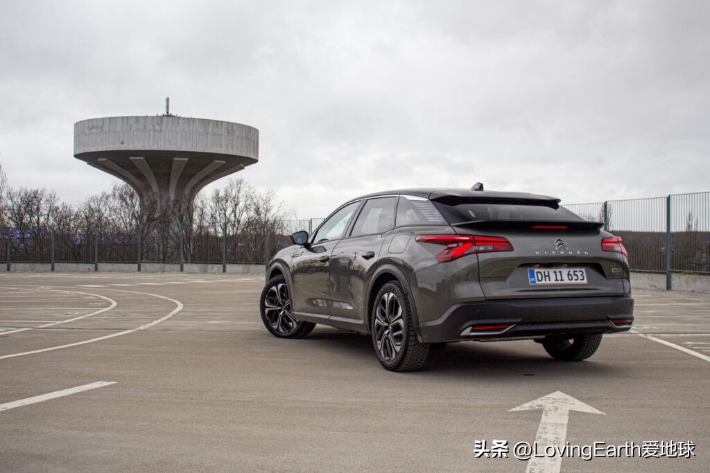 雪铁龙c5天逸phev对比领克01,雪铁龙c5各款对比